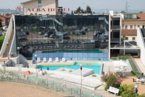 Отель Alba Hotel  Альба